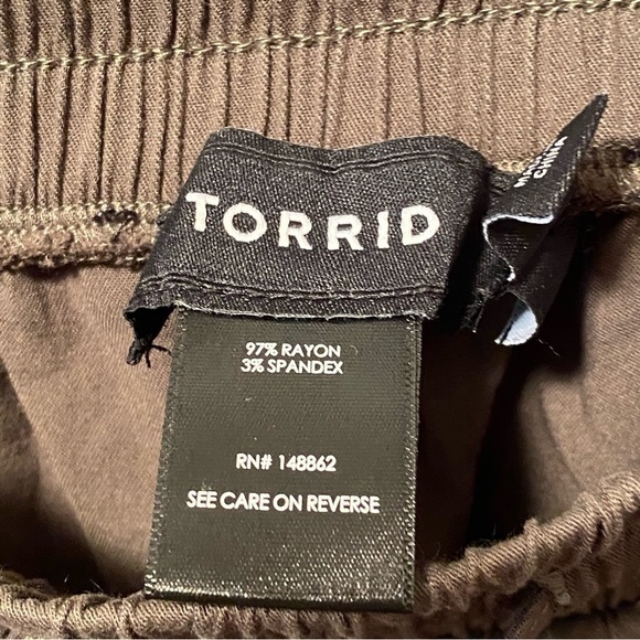 Torrid Pants Size 0 Women’s Baggy Pockets Stretch Draw String Pull On - Picture 10 of 10